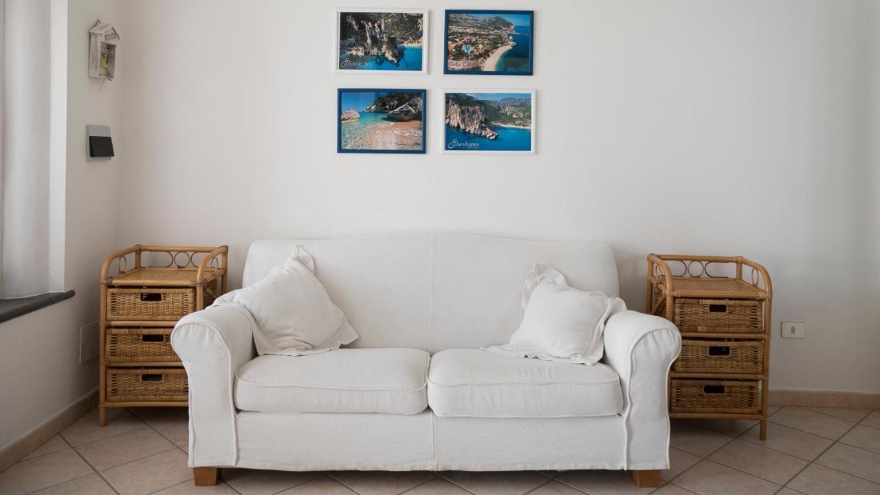 Oasi In Centro - Cala Gonone Apartman Kültér fotó