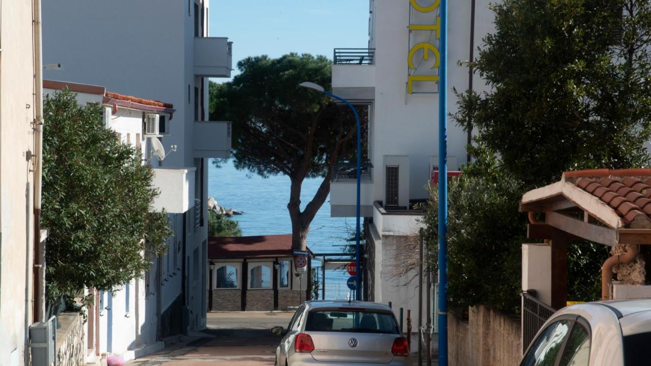 Oasi In Centro - Cala Gonone Apartman Kültér fotó