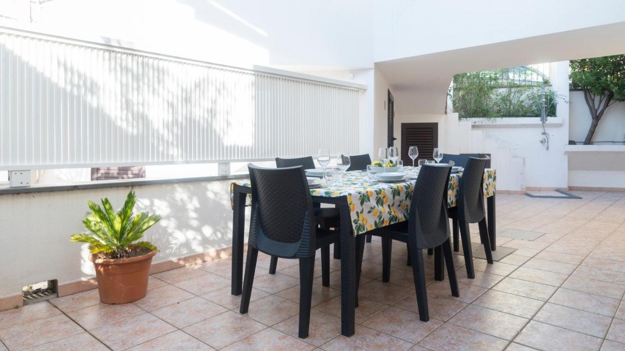 Oasi In Centro - Cala Gonone Apartman Kültér fotó