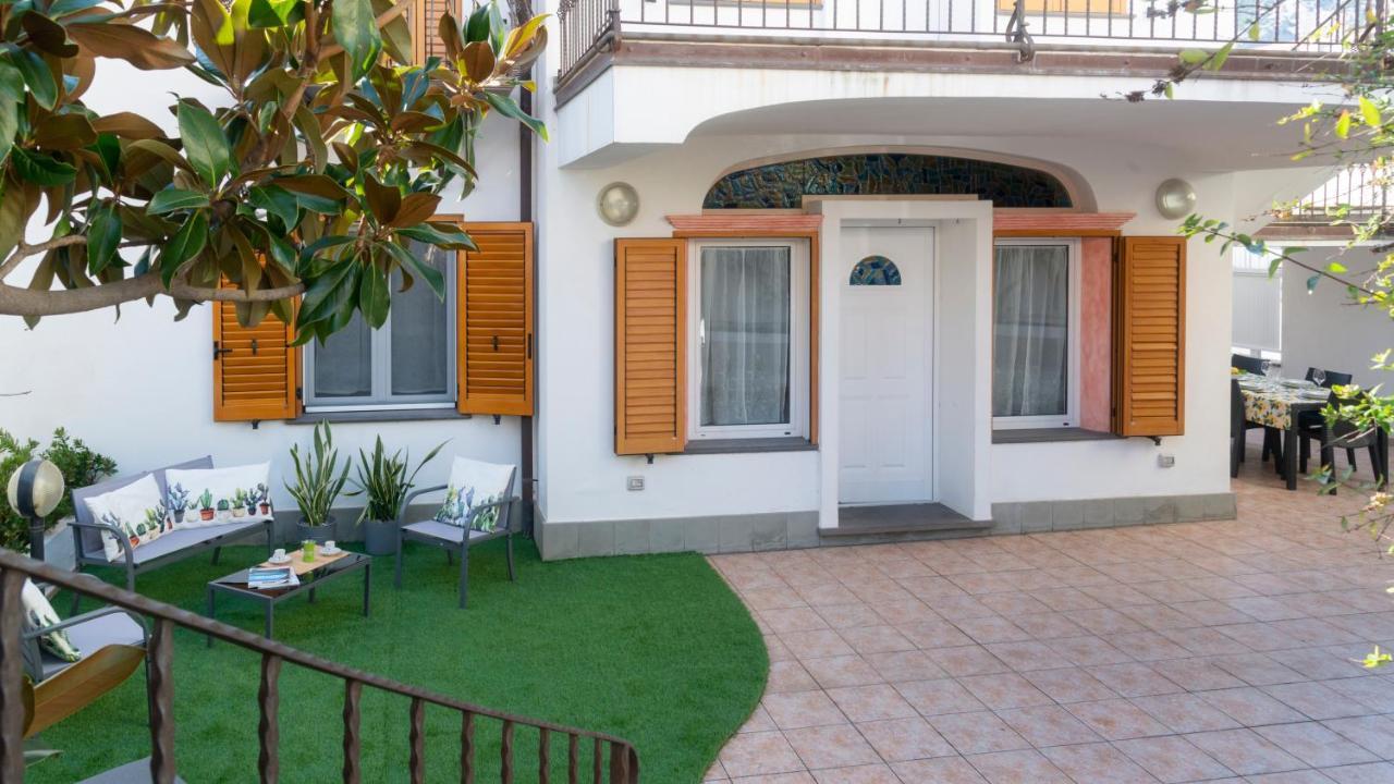 Oasi In Centro - Cala Gonone Apartman Kültér fotó