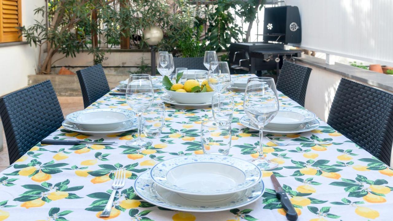Oasi In Centro - Cala Gonone Apartman Kültér fotó