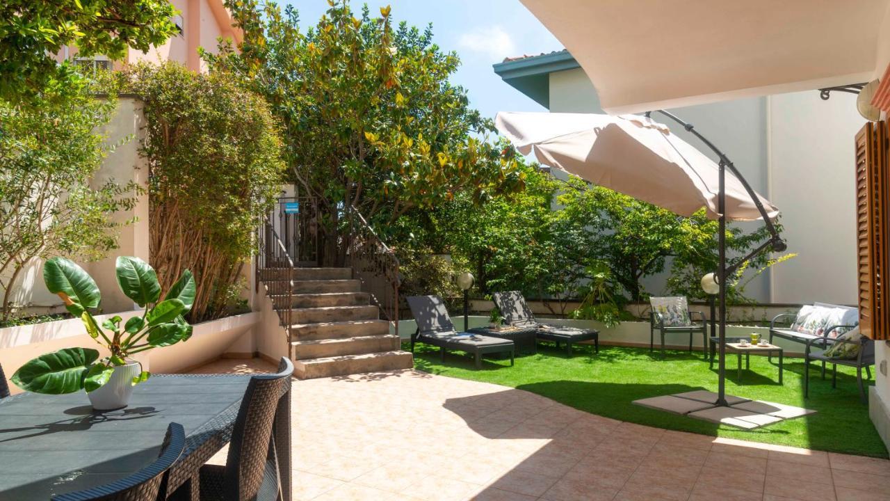 Oasi In Centro - Cala Gonone Apartman Kültér fotó